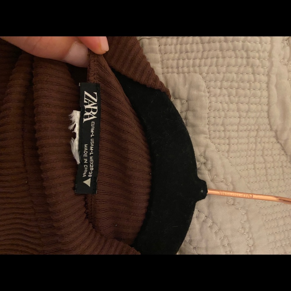 Zara Ribbed Bodysuit - Picture 3 of 4